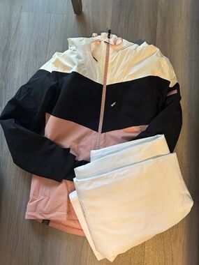 ROXY Snow Suit - XS Jacket & S Snow Pants